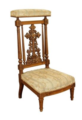French Gothic Revival prie dieu prayer bench in walnut with carved cross and tapestry 
