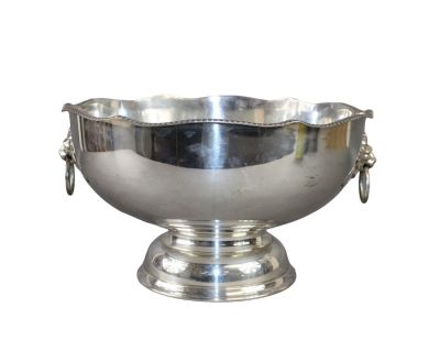 English silver plated on copper footed champagne bucket with lion head ring pulls. Mid 20th 