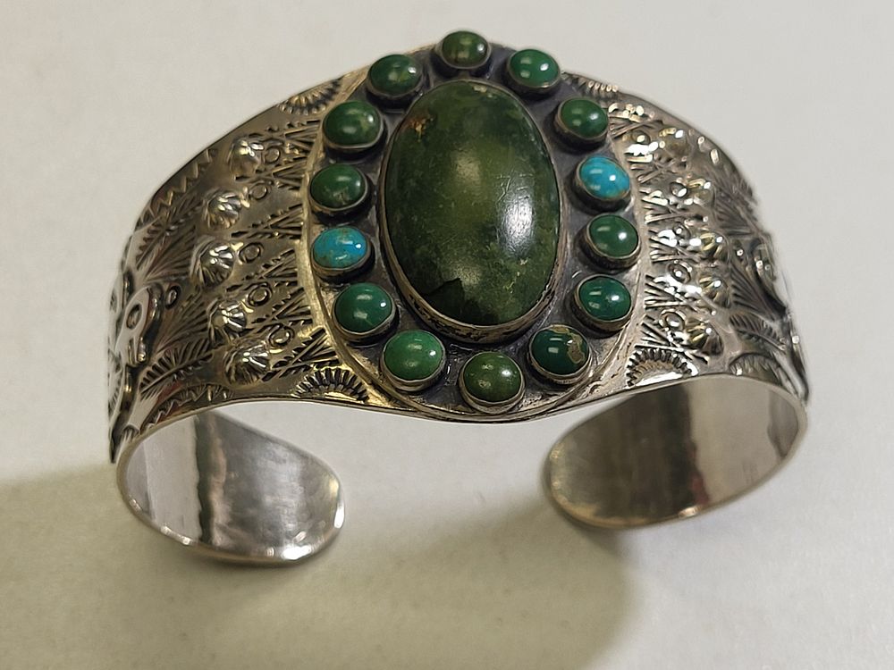 A Kleins Auction Gallery | Estate Deceased Auction 2/28