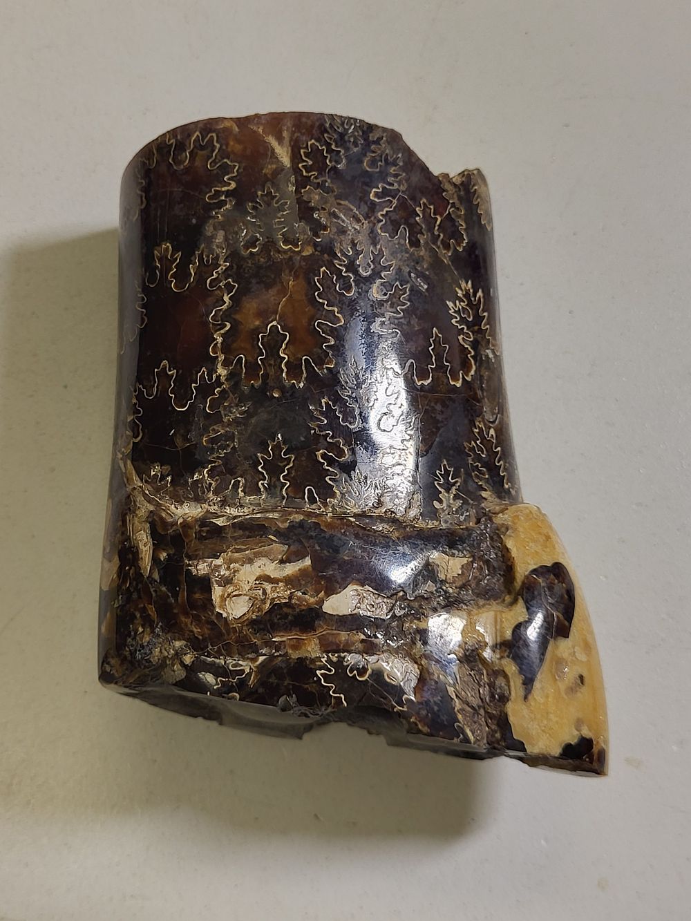 Estate deceased Auction 4/25 online at 7pm