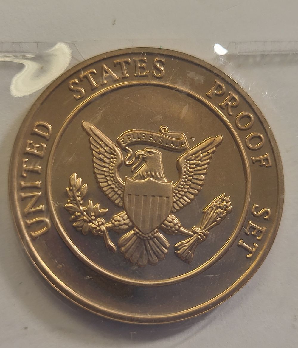 dept of treasury 1789 us proof set medallion. check out the pics nice deep cameo
