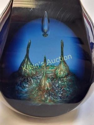rare caithness glass paperweight 435/500!. entitled Nautilus 3 1/4" tall gorgeous cobalt glass