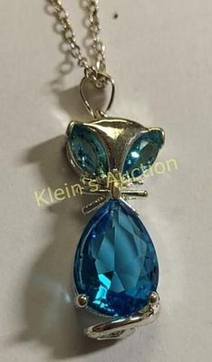 sterling & aquamarine? Cat necklace 18" gorgeous. all sterling 18" chain and Cat pendant 6 grams
