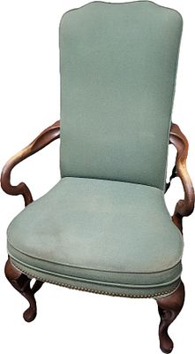 vtg ethan allen? queen anne chair sturdy!. nice sturdy chair from estate 43" tall at back, 25" 