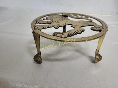 lion brass ball & claw kettle stand, trivet pedesd. lion brass ball &amp; claw vintage kettle 