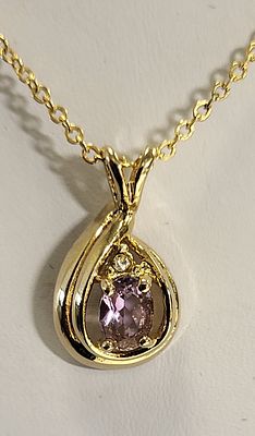 gio lind 14K gf amethyst & 18" necklace. vintage necklace very pretty also has aa small white cz 