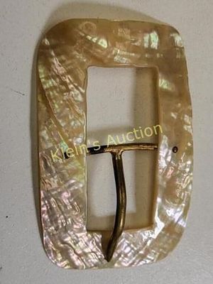 antique mother of pearl belt buckle w/brass bear claw!3 1/2: x 2 1/4" in great shape see pic