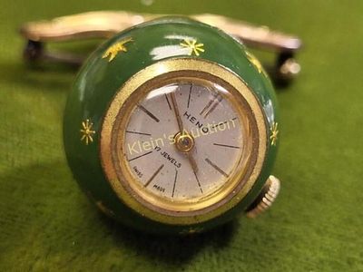 bucherer style heno eyeball watch w/brooch. 17 jewels tested working great enamel hand painted 