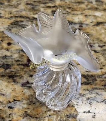 1966 Nina ricci France Lalique doves perfume bottle double dove top no damage signed and dated 