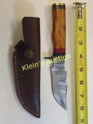 fixed blade hunting knife damascus &amp; leather sheathhand tooled leather sheath &amp; new 