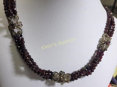 antique Victorian gold filled red garnet necklace!. this is a gorgeous necklace bohemian red 