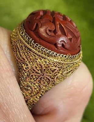 vtg gold plated filigree ring w/ cinnabar?. size 6 3/4 but adjustable see pics