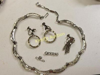 estate lot of rhinestones collar, necklac, earring. all pictured for one bid from estate did 