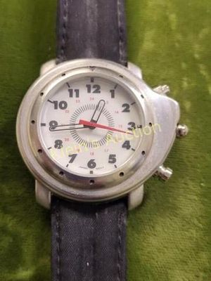 Mens Watch leather band clean!. very nice condition see pics