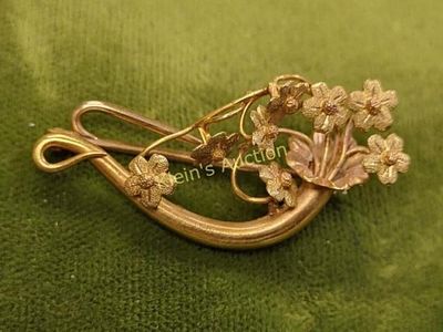 art nouveau 14K yellow gold flower brooch. beautiful was tested for 14K 3.1 grams ready to wear 