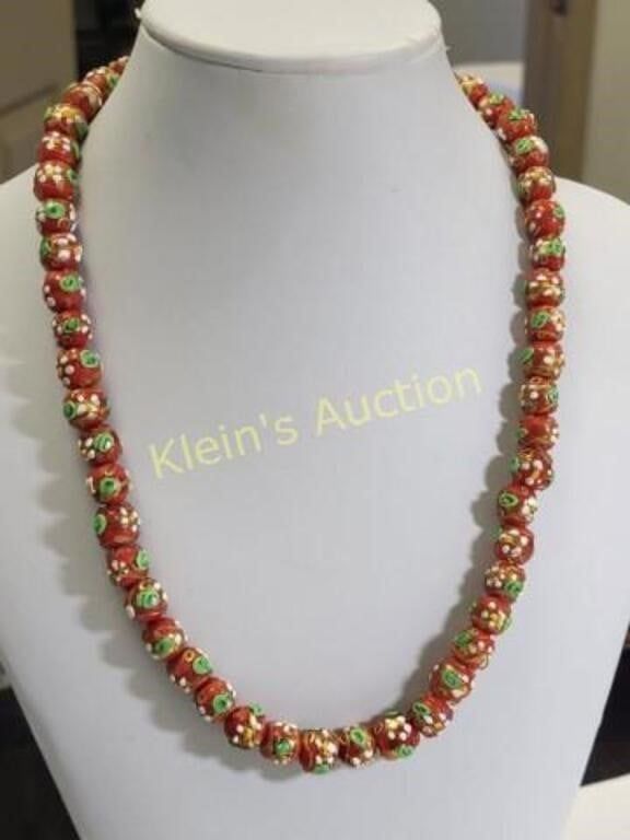 anti. venetian red fancy lampworked glass necklace 18"
sometimes also called wedding cake, all 