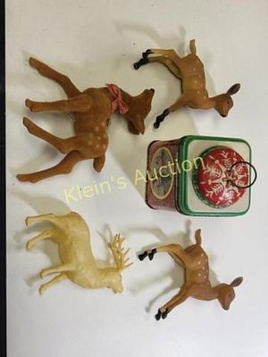 estate holiday lot Hong Kong tin & reindeers. all pictured for 1 bid all 5 pcs see pics