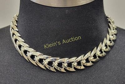 Coro vintage silvertone choker necklace 18". signed coro! very pretty design 18" at longest 