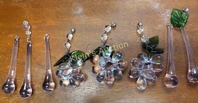 vtg hand blown glass grapes, pink crystal pendants. 3 clusters of grapes with leaves 3" long 