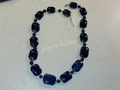 lapis lazuli necklace w/sterling 15 1/2". from estate looks like AAA? see pics needs clasp 43.8 