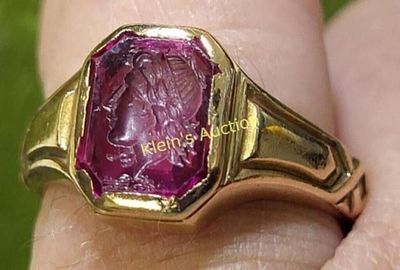 14K yellow gold antique intaglio ring 6.4 grams. gorgeous ring from estate carved roman? in ruby 
