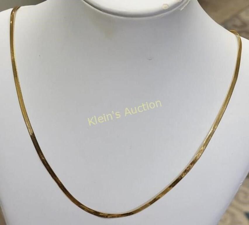 14K gold vintage herringbone italy 24" necklace. from estate 2.5 mm wide 14K yellow gold 24" 