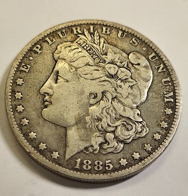 1885 O morgan silver dollar XF nice coin . very nice estate coin xf check out the pics