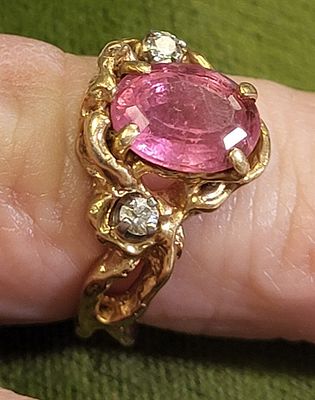 custom 14K yellow ring w/pink tourmaline &diamonds. custom twisted vine design 14K gold band 