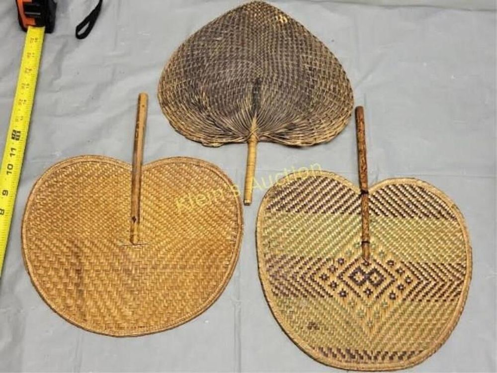 Lot 5434 – Pankhra fans hand woven too 3 x bid