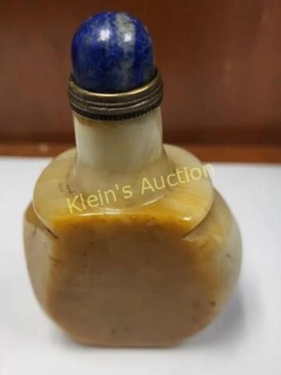 Lot 5456 – vtg /antique Chinese agate snuff bottle