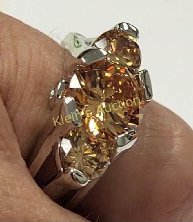 Lot 5464 – imperial topaz champagne brown color Ring