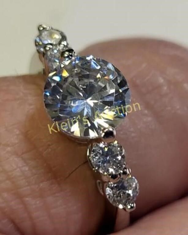 Lot 5470 – 5 stone engagement ring 1.8 carats ++ 925!
