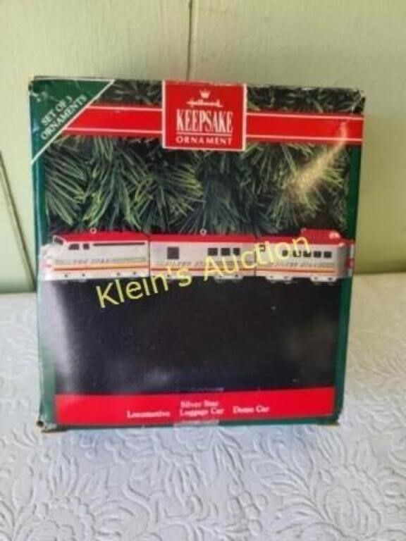 Lot 5476 – 1992 trains die cast hallmark orig box