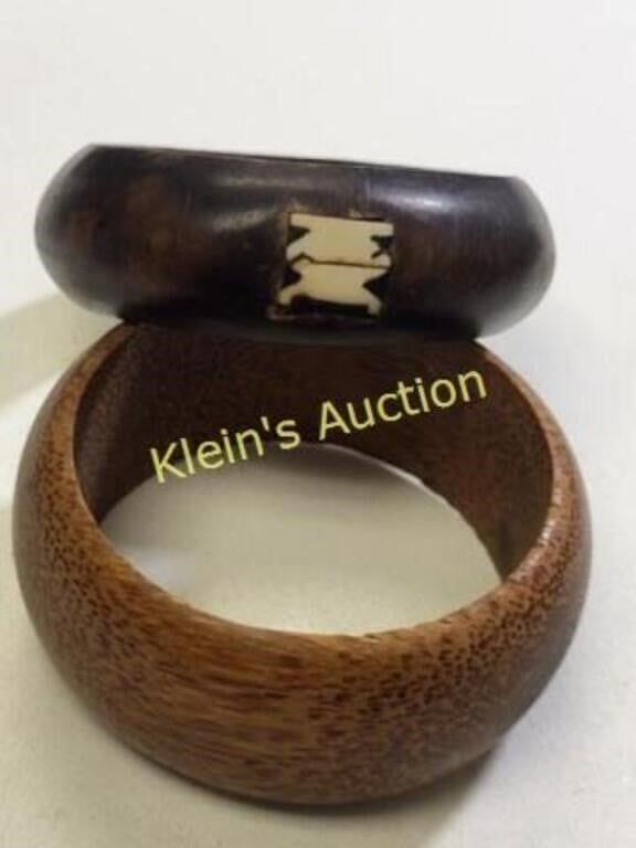 Lot 5505 – wood carved bangle vtg/ antique bracelets lot of 2