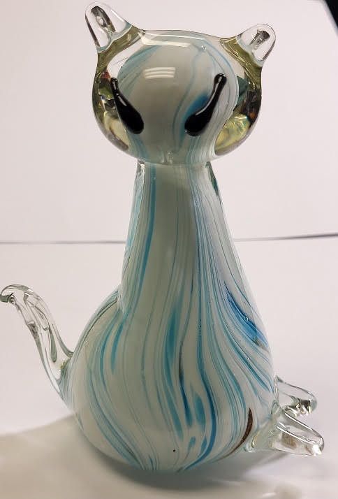 Lot 6106 – mid century Murano cased glass cat