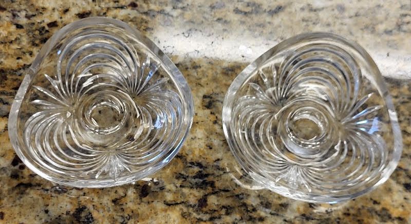 Lot 6114 – vtg royal crystal Italian aurea glass candlesticks