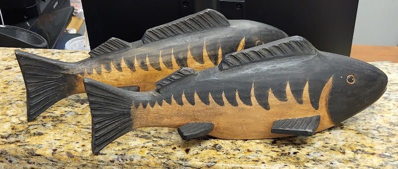 Lot 6118 – vtg hand carved & decorated wood fish 2 x bid