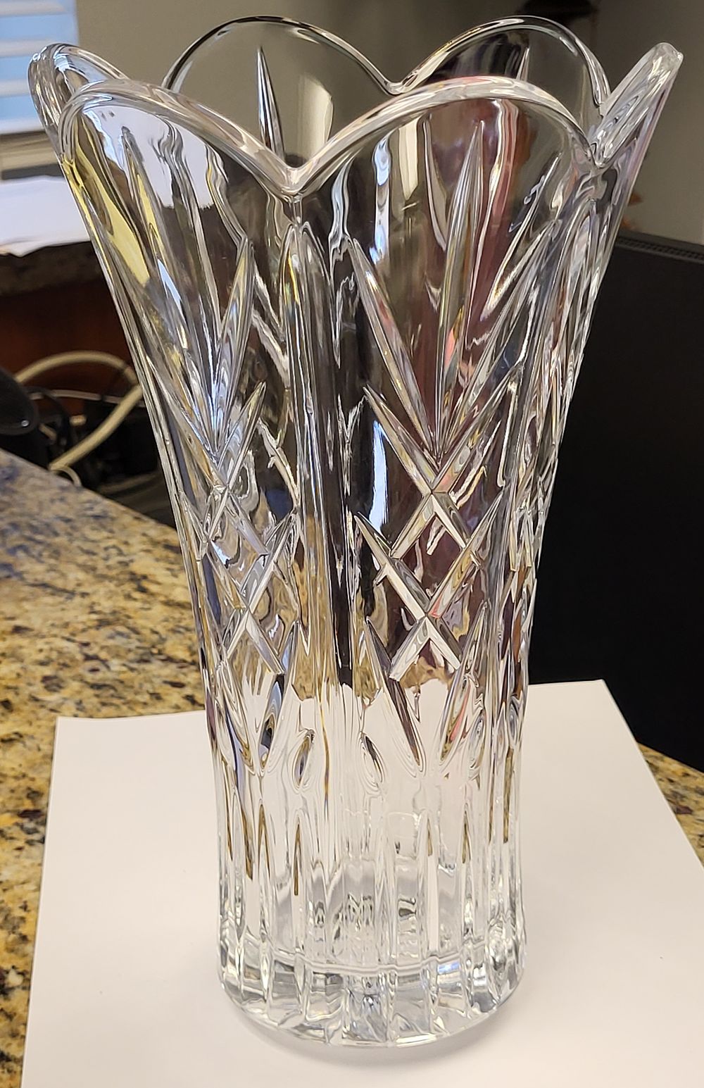 Lot 6127 – vtg lead crystal Vase tulip flare top exc!