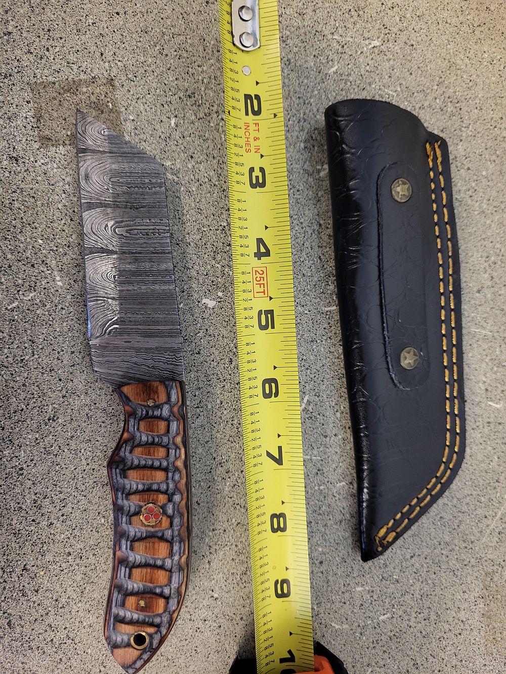 Lot 6354 – hand made fixed Damascus knife w/ leather sheath