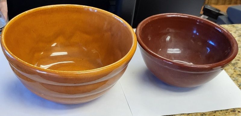 Lot 6331 – antique pottery bowls bauer & redware 2 x bid
