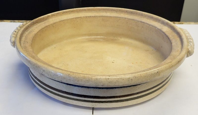 Lot 6336 – antique clay blue stripe corn bread pan