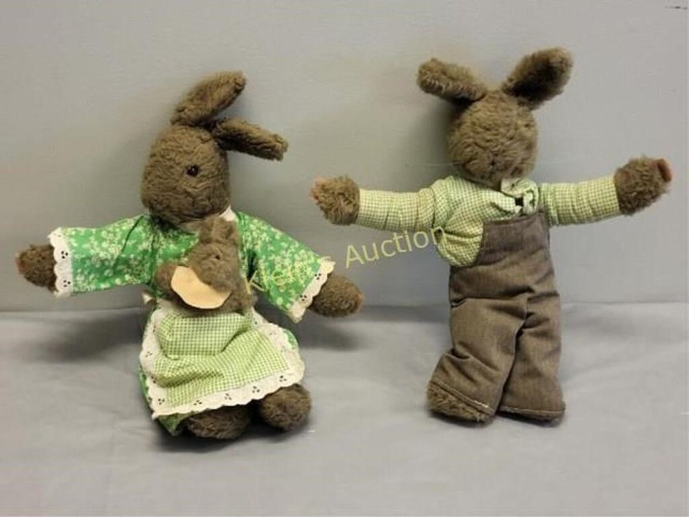 Lot 6507 – vtg Alresford Crafts? Plush bunny’s w/baby