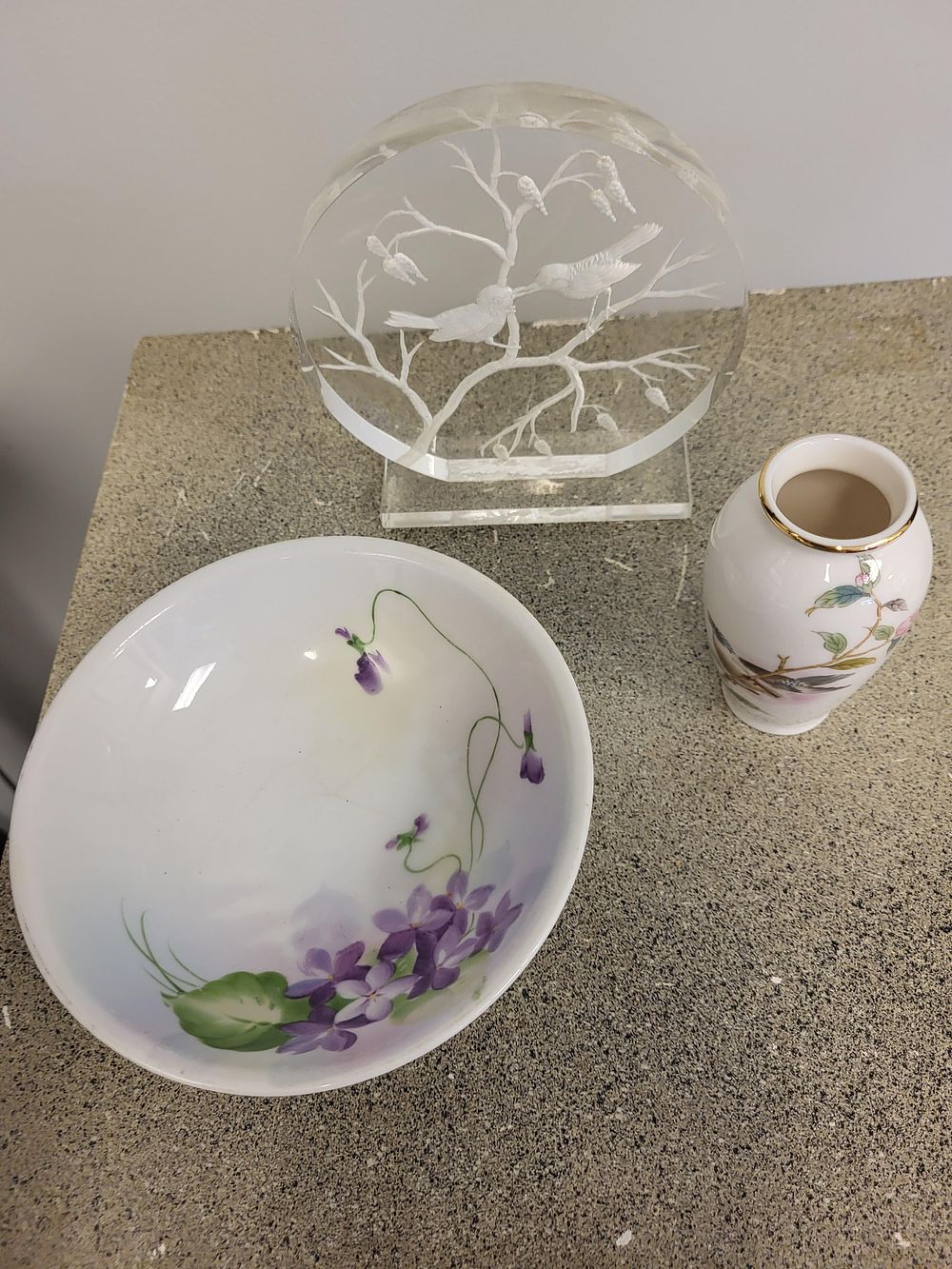 Lot 6357 – Lucite paperweight, Yama Ji vase, Nippon 3 x bid