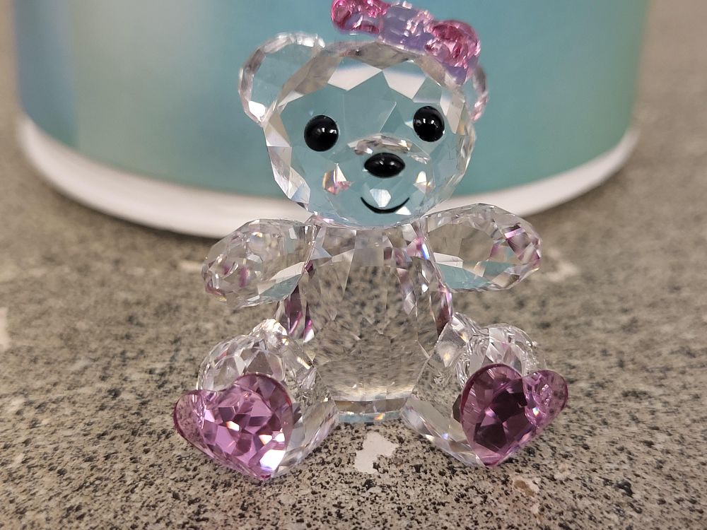 Lot 6361 – swarovski kris bear sweetheart #530157