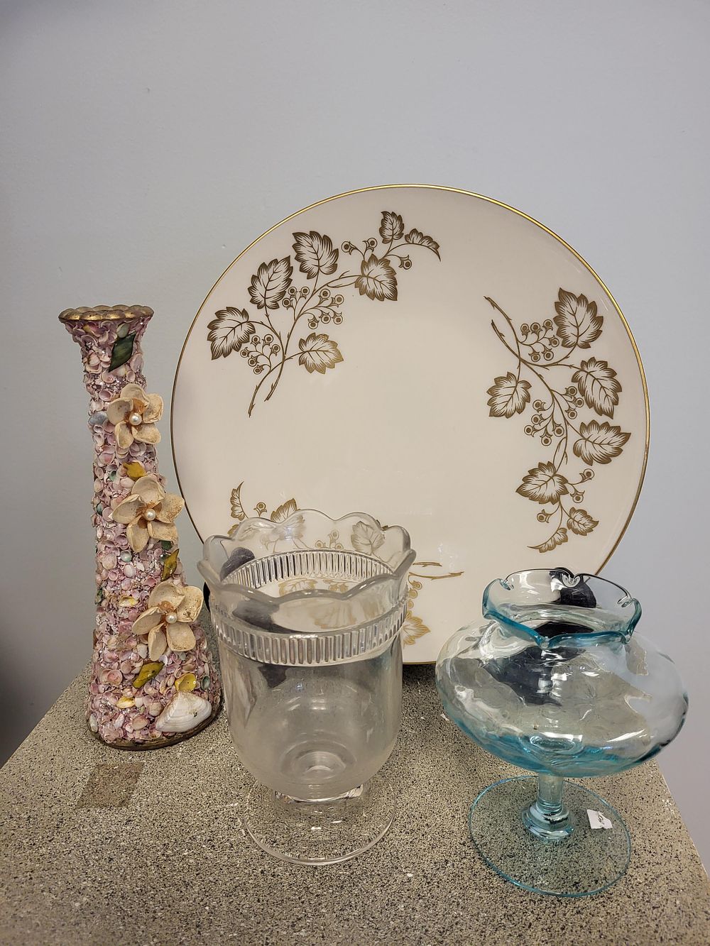 Lot 6377 – estate lot 4 pcs Lenox & more