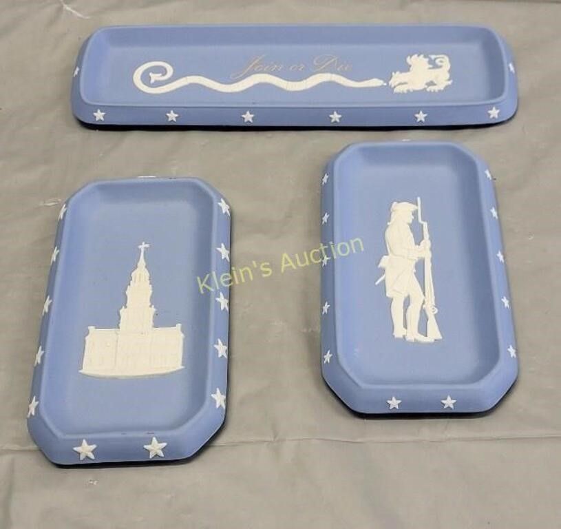 Lot 6532 – 3 pcs of Wedgewood collectors society too 3 x bid