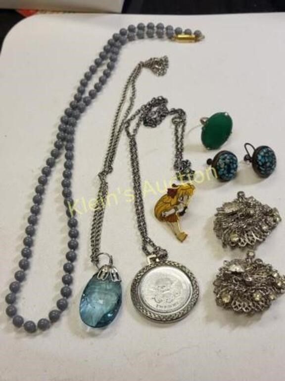 Lot 6403 – jewelry lot necklaces, earrings , ring too