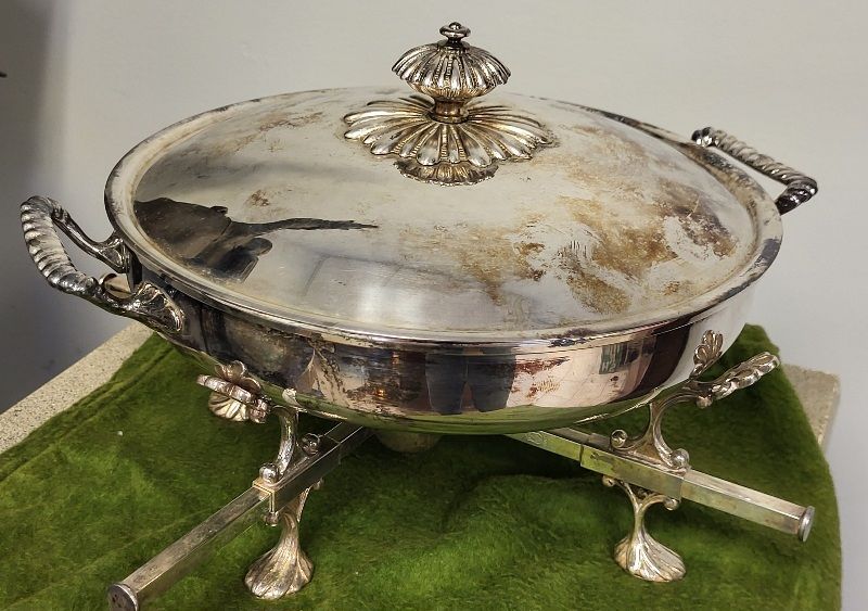 Lot 6723 – PM Silver Plate Chafing dish 10″ made in Italy
