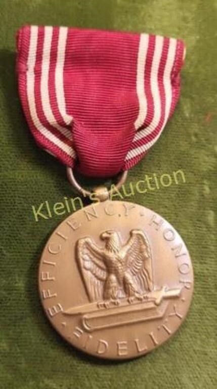 Lot 6597 – WWII us army medal EF+!