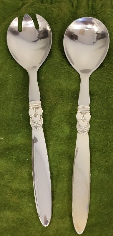 Lot 6913 – Georg Jensen Sterling salad set Cactus pattern 2x bid